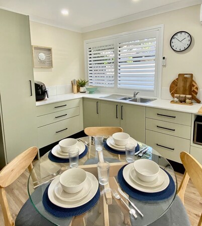 Self-contained Studio in Pimpama - Gold Coast. Close to all major theme parks.