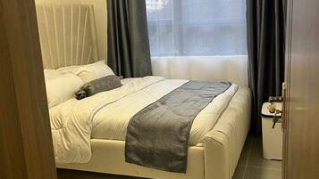 Family Apartment | 2 bedrooms, individually decorated, individually furnished, free WiFi