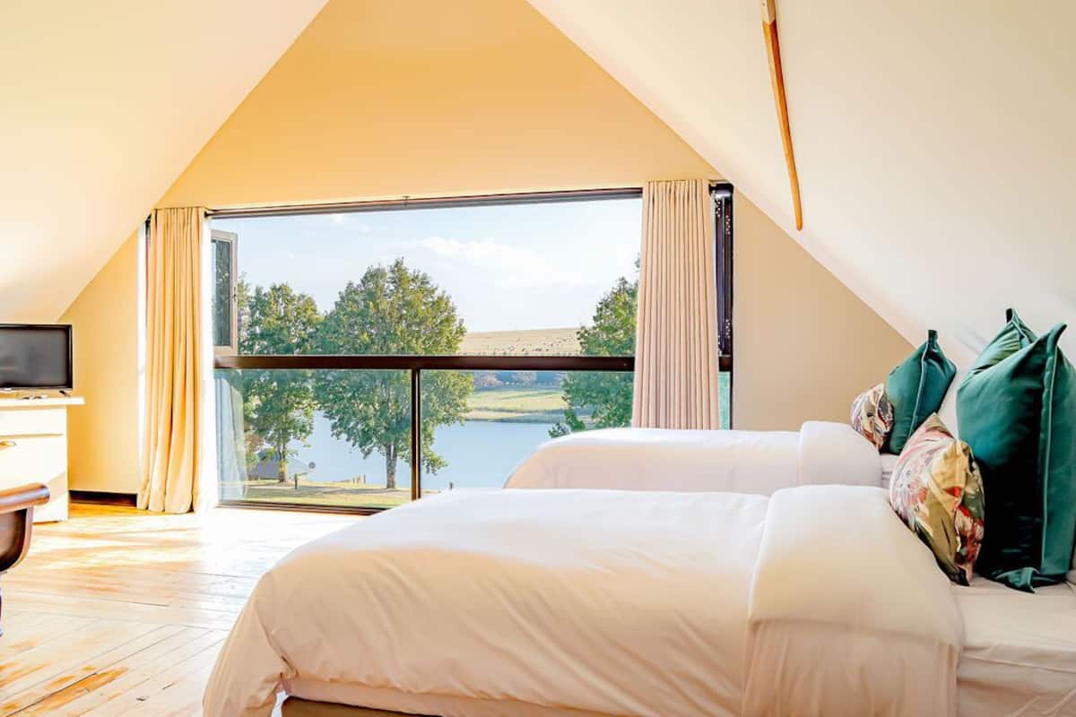 Cottage Klasik, 2 kamar tidur, pemandangan danau | Minibar, Wi-Fi gratis, didekorasi berbeda-beda, dan seprai linen