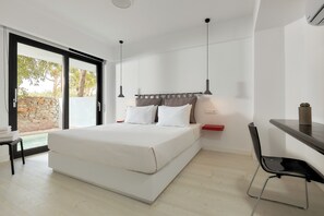 9 bedrooms, iron/ironing board, free WiFi, bed sheets