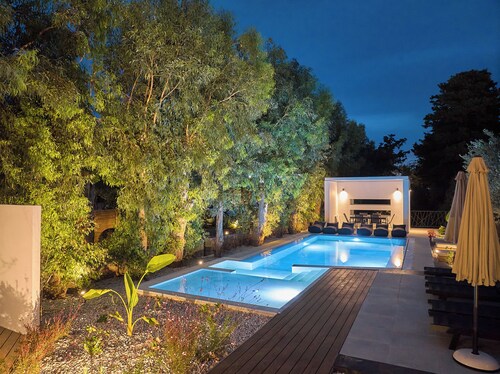 MichELe luxury villa by Smaris Collection 