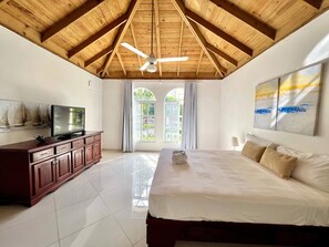 4 makuuhuonetta, silitysrauta/-lauta, internet, vuodevaatteet