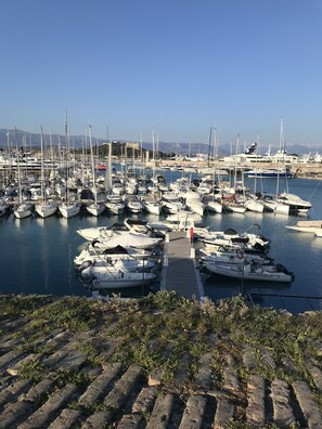 Marina - Antibes - Très Belle Situation 2 à 4 Personnes - Tout Confort ! Parking et Wifi (Antibes)