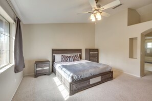 House (4 Bedrooms) | Interior - Joshua Tree Area Vacation Rental ~ 12 Mi to Park! (Yucca Valley)