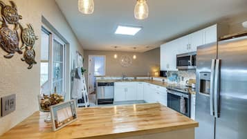 Rumah (2 Bedrooms) | Interior