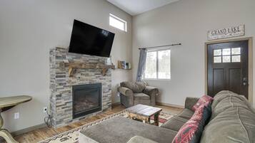 House (2 Bedrooms) | Front of property