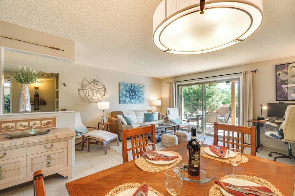 Pet-friendly 55+ Green Valley Home w/ Golf Gear! - Green Valley, AZ