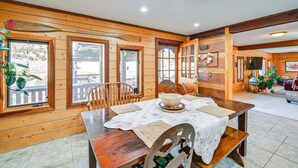 Dining - Unique Canyon Cabin: Arkansas River Access & Views (Cotopaxi)