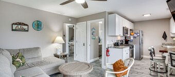 1 Mi to Marina District! Bright Brigantine Condo