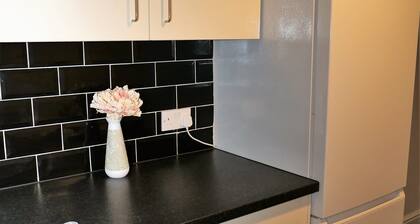 Comfort Home From Home Bolton Central Hilden St - Sleeps - 10