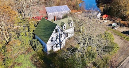 Single-family home situated on the waterfront in the beautiful midcoast Maine