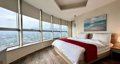 The Centaurus Apartment Mountain View Three Bed