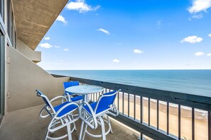 Outdoor dining - Beautiful 2 Bed Oceanfront with Indoor Pool! (Ocean City)