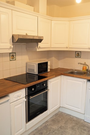 Microwave, oven