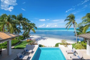 Et oppvarmet basseng