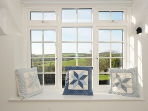 Interior - Manor Cottage Barn (Callington)