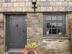 Exterior detail - Manor Cottage Barn (Callington)