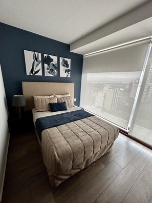 3 quartos, ferros/tábuas de passar roupa, Wi-Fi, roupa de cama