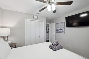 4 bedrooms, WiFi, bed sheets