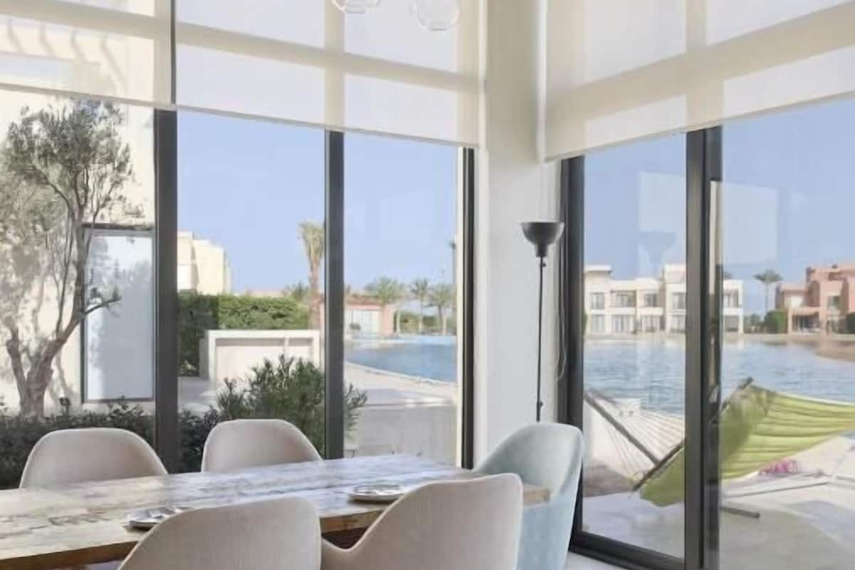 Villa exclusive, 3 chambres, vue sur la lagune | Aire de séjour | Téléviseur connecté, Netflix, services de diffusion en continu
