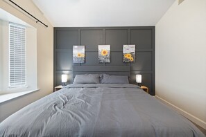 3 chambres, bureau, Wi-Fi, draps fournis