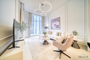 TV - Beautiful 1BR Apartment in Harbour Gate 1, Dubai Creek Harbour by Deluxe Holiday Homes (Dubai)