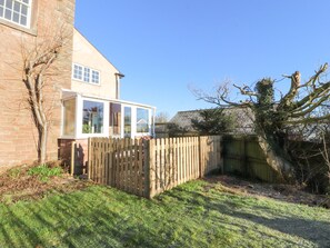 Exterior - Hillside Hideaway (Wigton)