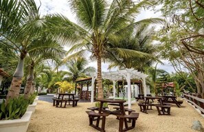 Outdoor dining - Imagínate en Esta Preciosa Villa con Piscina Privada (El Estrecho)