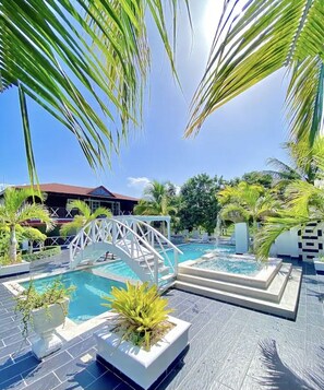 Outdoor pool - Imagínate en Esta Preciosa Villa con Piscina Privada (El Estrecho)