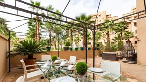 Outdoor dining - Somptueux Duplex au Coeur de L'hivernage (Marrakech)