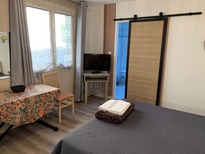 1 quarto, ferros/tábuas de passar roupa, Wi-Fi de cortesia