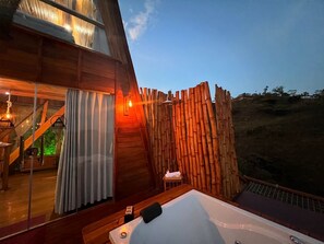 Property grounds - Cabana Valley - Refúgio Romantico  (São Sebastião)