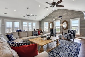 Immagine non classificata, 2 di 83, pulsante