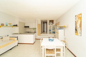 Dining - VivimiHome–Mare e relax nel cuore di Porto Rotondo (olbia)