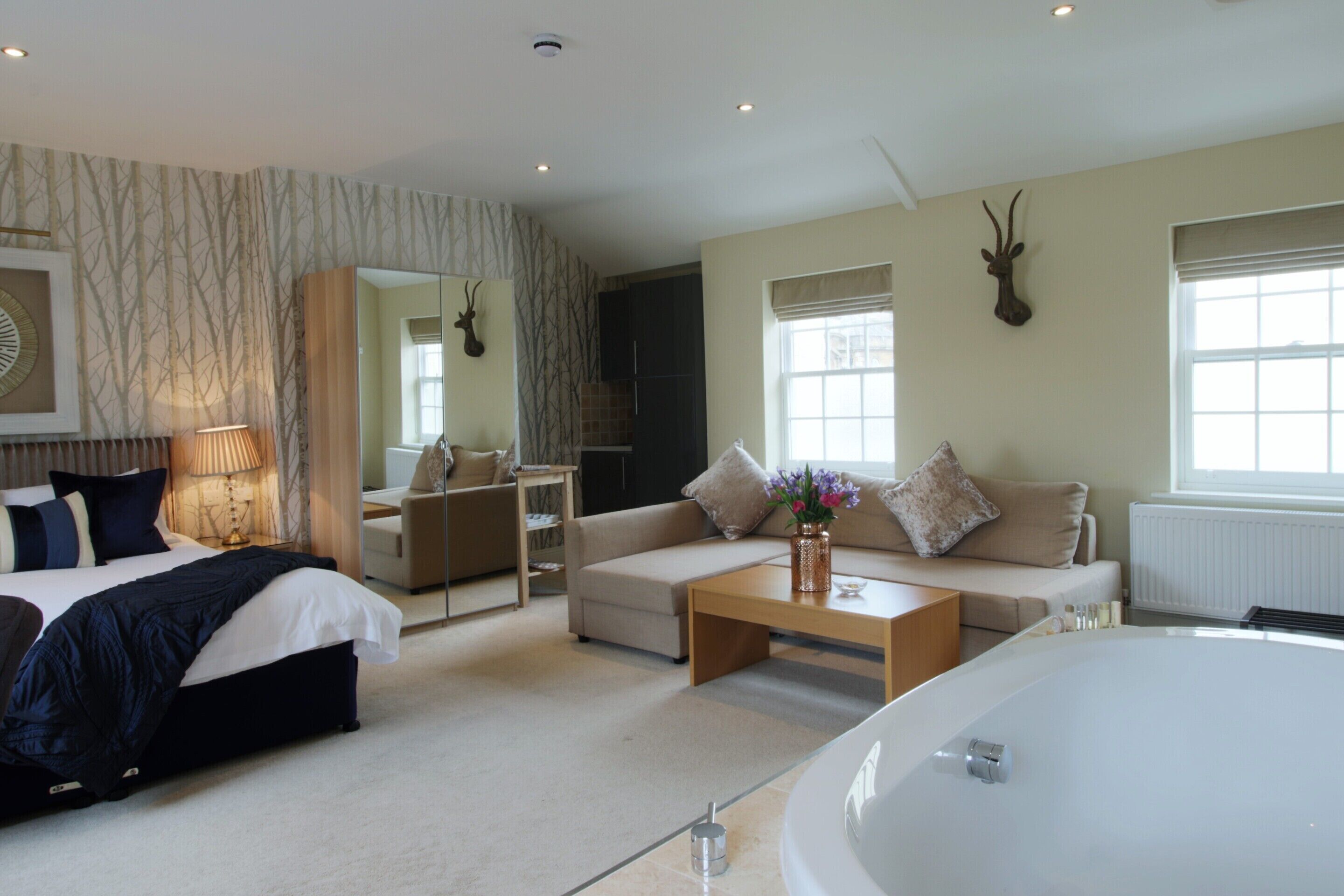 Suite 15