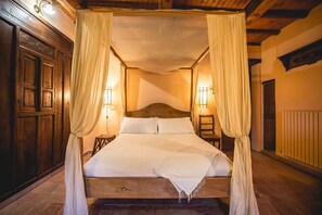 6 soverom, strykejern/-brett, wi-fi og sengetøy