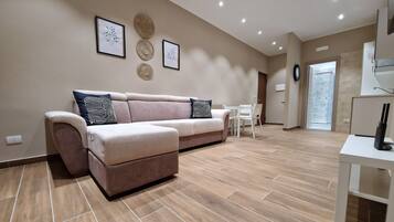 Standard Apartment | Travel crib, free WiFi, bed sheets