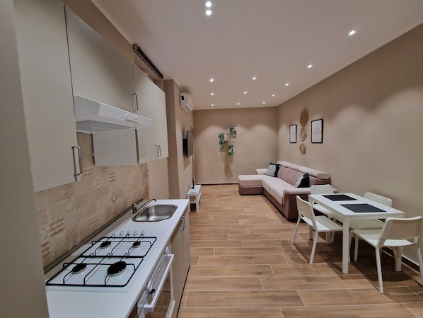 Standard Apartment | 1 bedroom, travel crib, free WiFi, bed sheets
