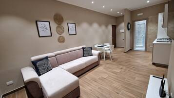 Standard Apartment | Travel cot, free WiFi, bed sheets