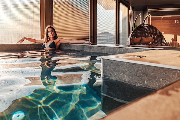 Een sauna, een bubbelbad, een stoombad