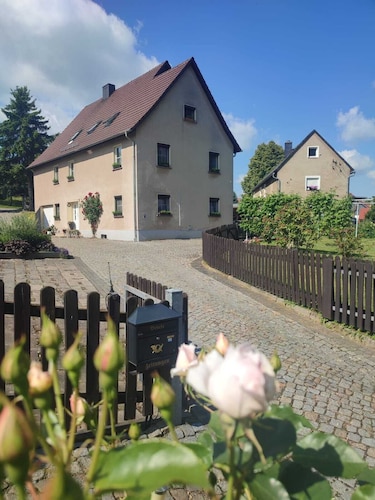 Neumis Ferienzimmer für 2 Gäste in Löbau, stadtnah - ruhig - erholsam