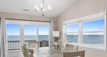 Renegade | Oceanfront + Room for the Whole Family!