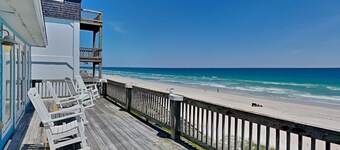 Renegade | Oceanfront + Room for the Whole Family!