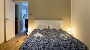 1 habitación, escritorio, wifi gratis y ropa de cama 