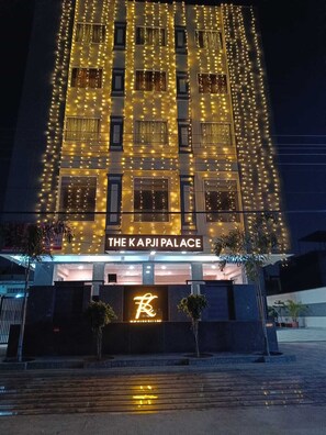 Front of property - The Kapji Palace (Jaipur)