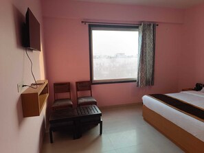 Quarto casal luxo | Quartos à prova de som, Wi-Fi de cortesia, roupa de cama