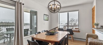 Newly renovated--Amazing Views