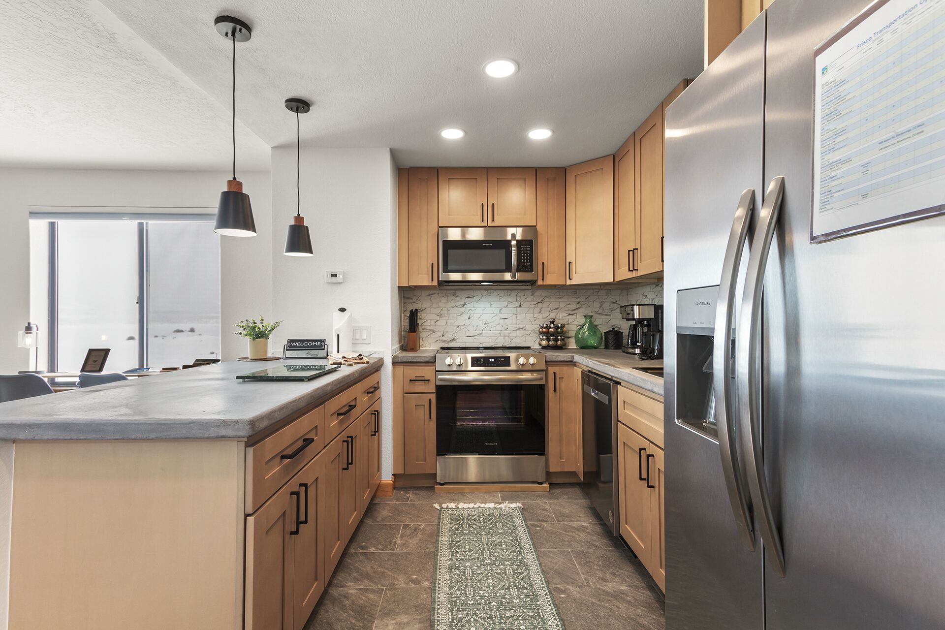 Newly renovated--Amazing Views