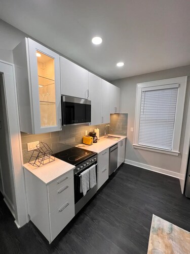 Bright and cozy place to stay

