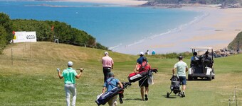 House for 7 between beaches and golf course